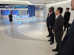 Visite de travail avec des partenaires leaders mondiaux dans le domaine de l'Intelligence Artificielle (IA)